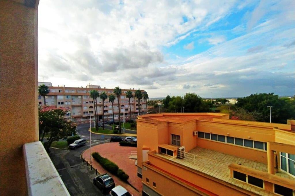 Adventure Harbour Apartment ตอร์เรเวียคา ภายนอก รูปภาพ