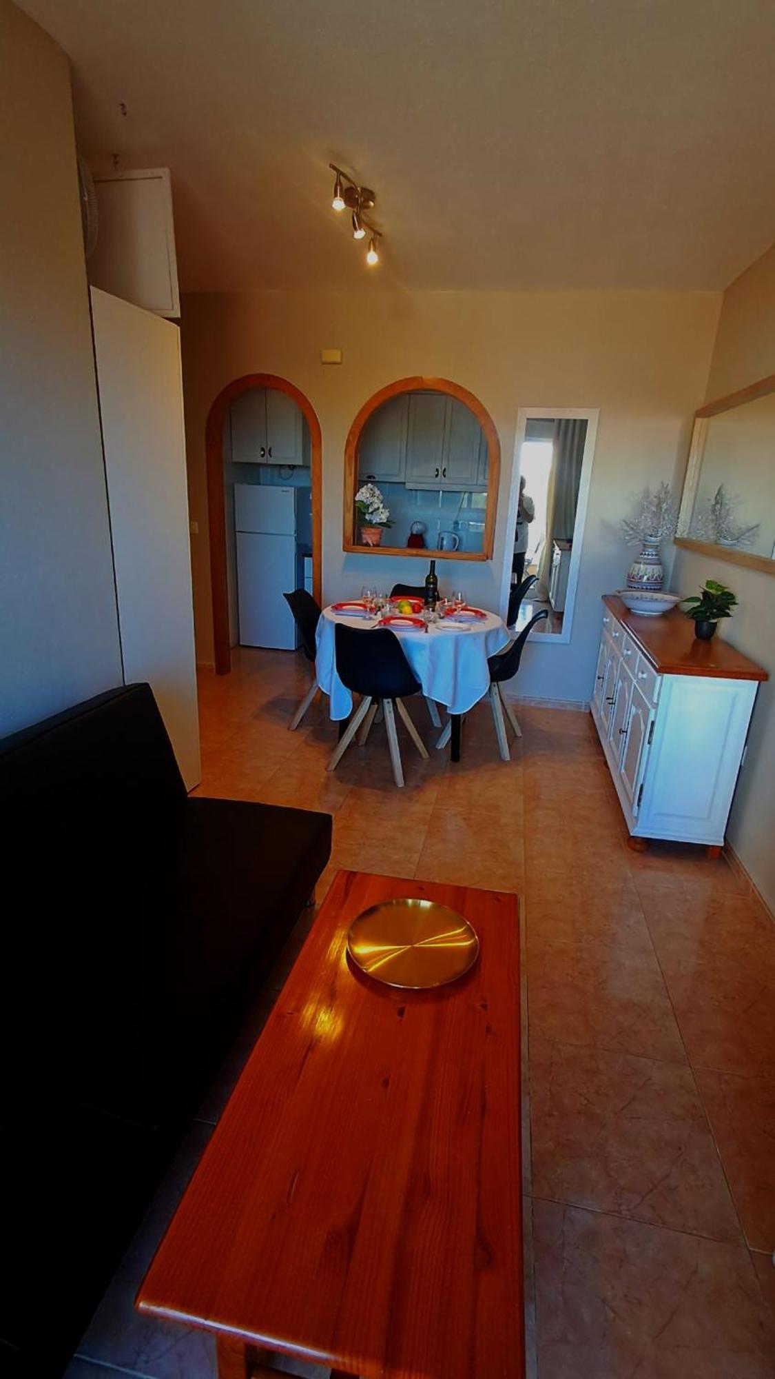 Adventure Harbour Apartment ตอร์เรเวียคา ภายนอก รูปภาพ